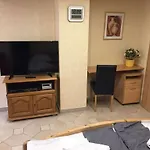 With 1 Bedroom *