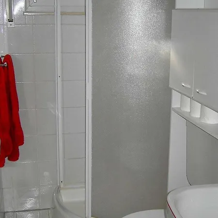 With 1 Bedroom Rheinböllen