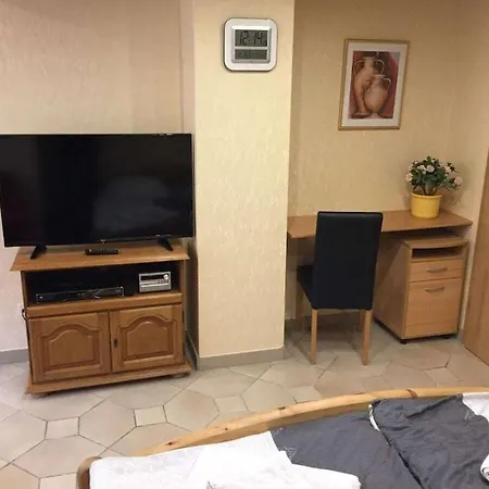 With 1 Bedroom *